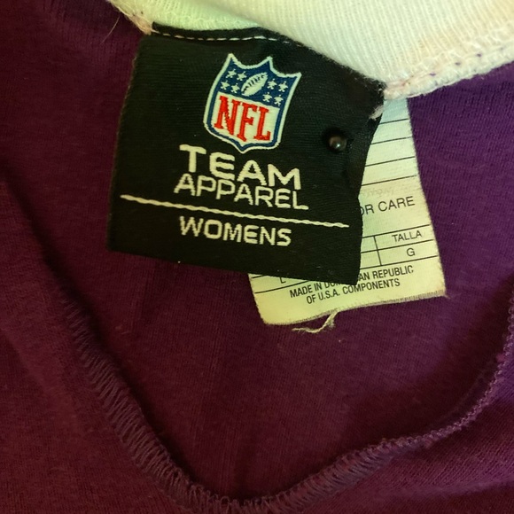 Women’s Minnesota Vikings T-shirt - Picture 3 of 4